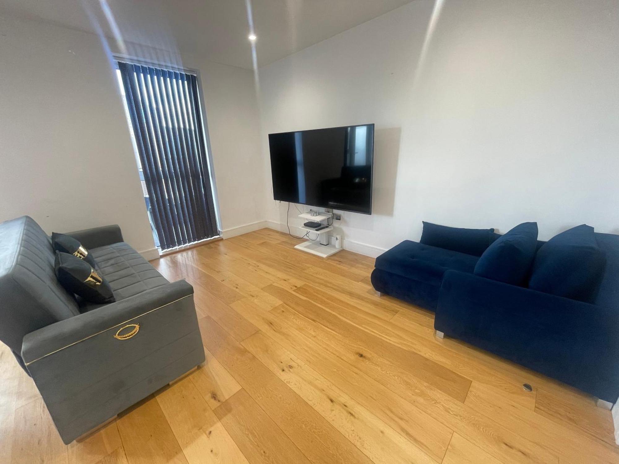 Luxury Top Floor Penthouse Apartment Near Heathrow Londra Esterno foto